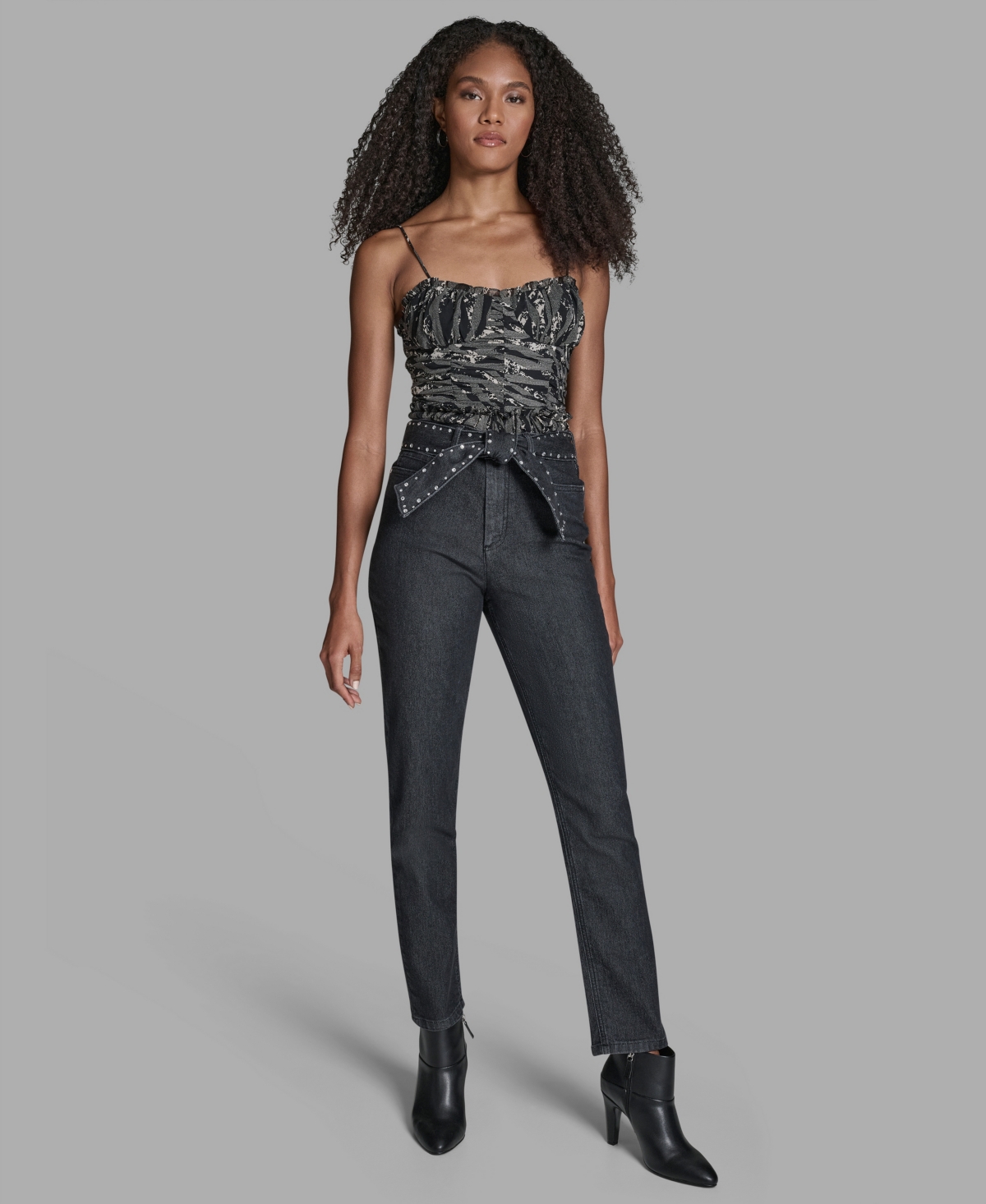 Bcbg Women's Grommet Straight Leg Mid Rise Jeans In Blue