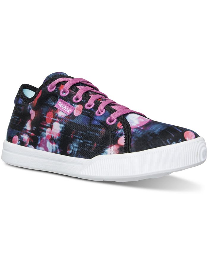 Reebok skyscape runaround hotsell 2. womens walking sneakers