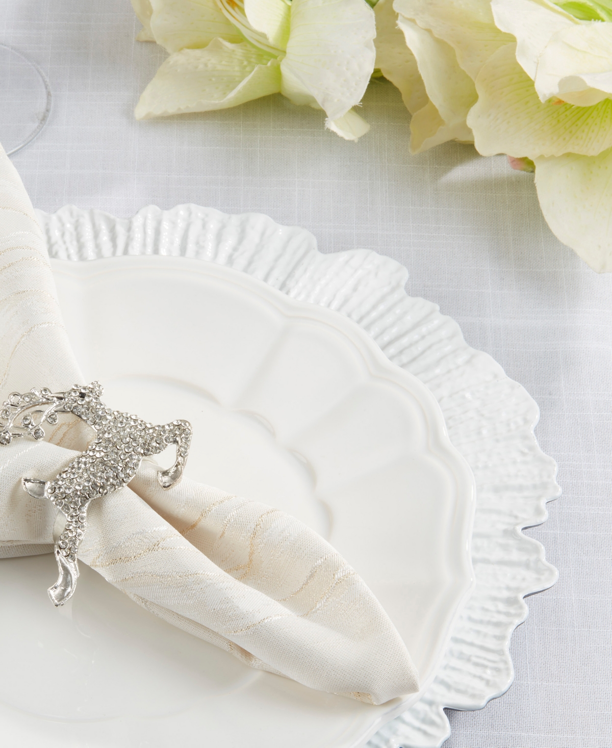 Saro Lifestyle Beaded Reindeer Napkin Ring, Set Of 4 In Silver