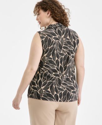 Plus Size Printed Triple-Pleat V-Neck Blouse