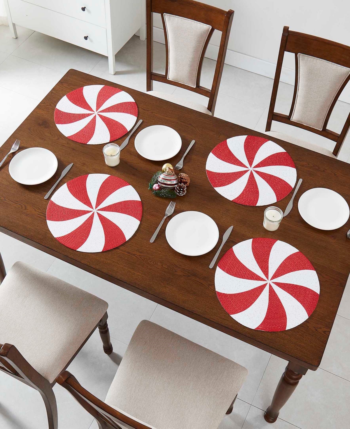Avanti Peppermint Round Braided Placemats, Set Of 4 In Multi