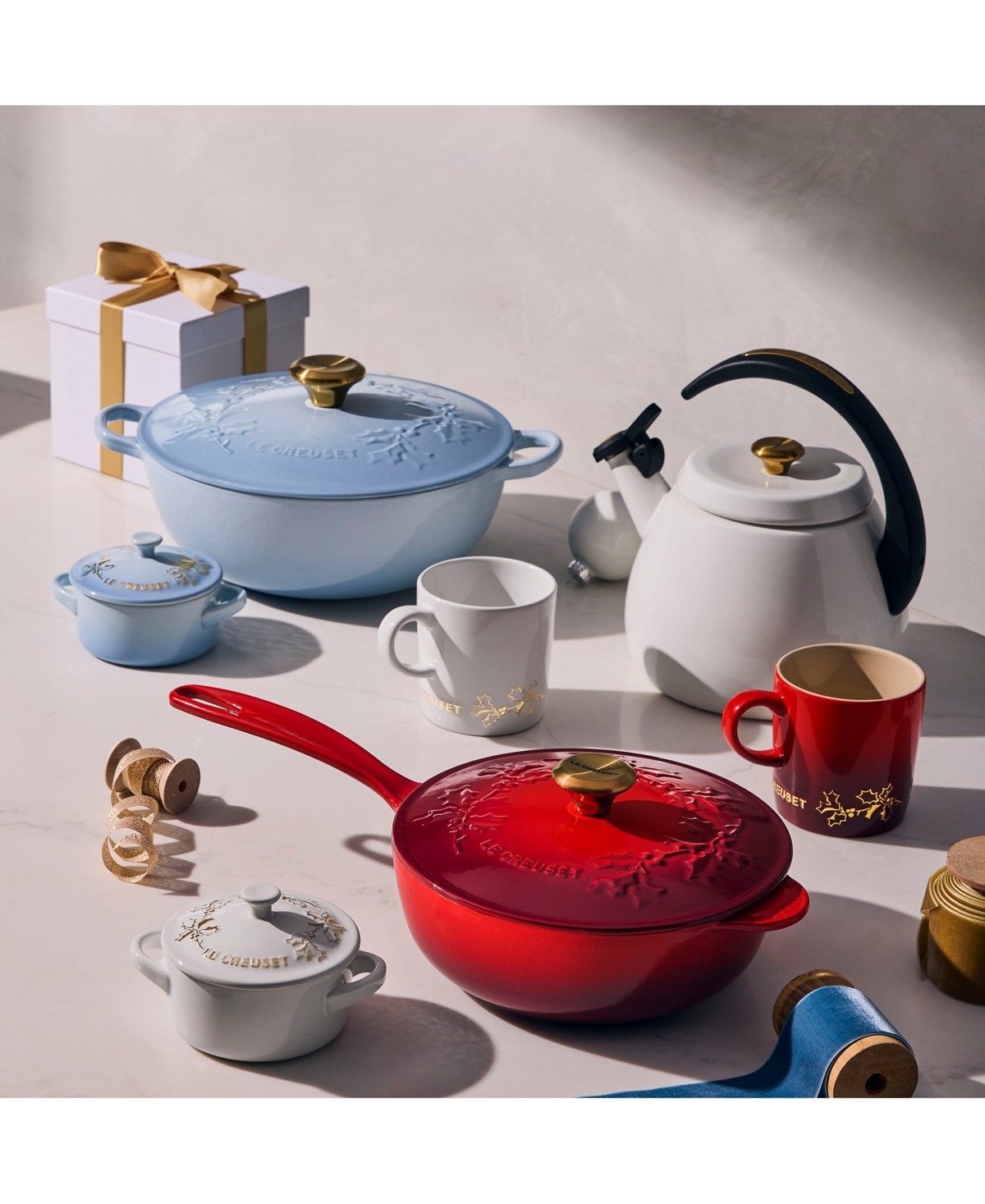 Le Creuset Holly Collection Enameled Cast Iron 4.5 Qt. Traditional Chef's Oven With Lid In Blue