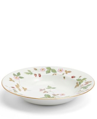 Wedgewood Wild Strawberry Rim Soup Bowl