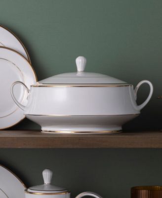 Heritage Covered Vegetable Bowl, 10.25", 48 oz.