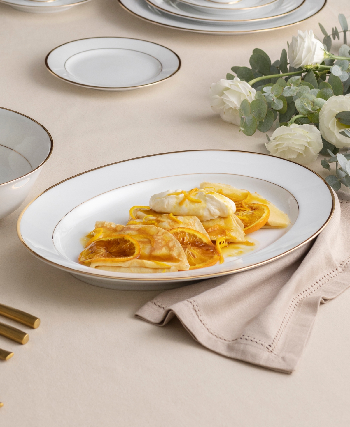 Noritake Heritage Oval Platter In Gold