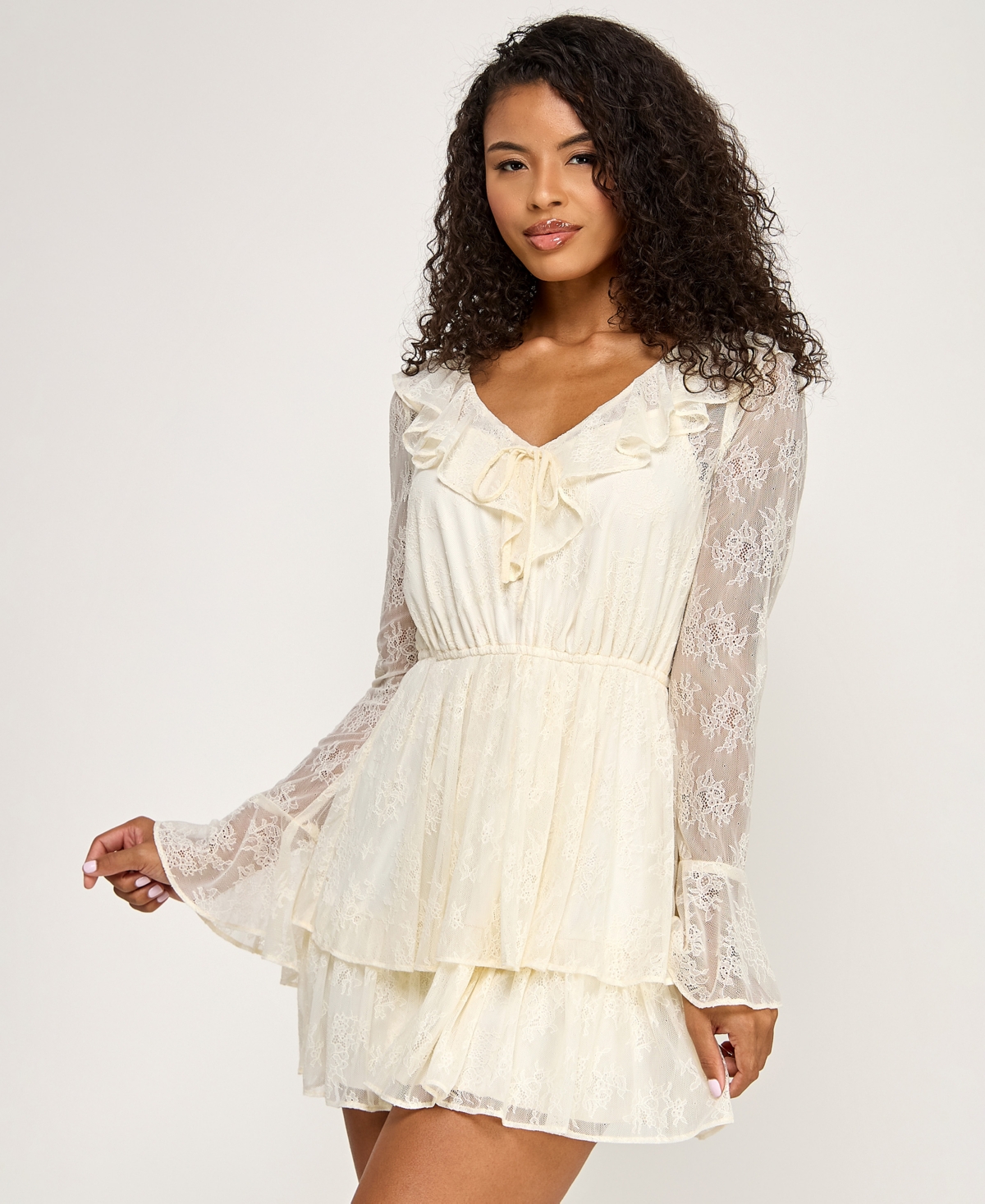 Seni & Cade Juniors' Lace Tiered-Hem Dress