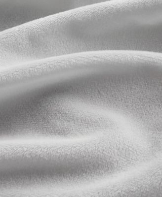 Vivienne Faux Fur Throw, 50" x 60"