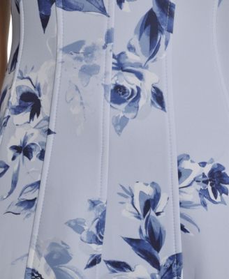 Women's Printed Fit and Flare V-Neck Dress