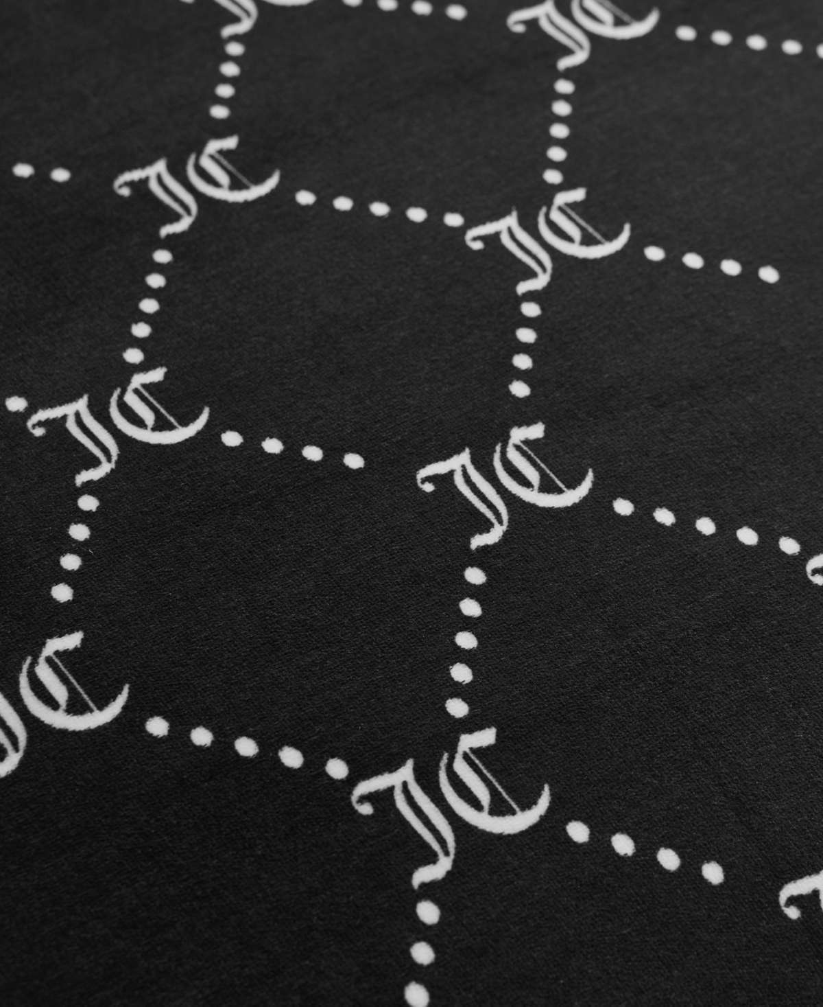 Juicy Couture Plush Reversible Trellis Link 4-Pc. Comforter Set