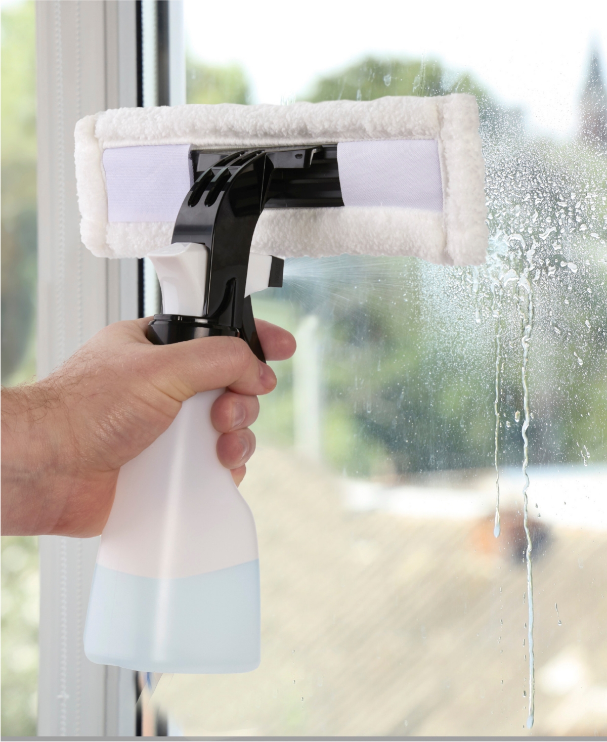 Sharper Image Cordless Window Vacuum Power Washer In White