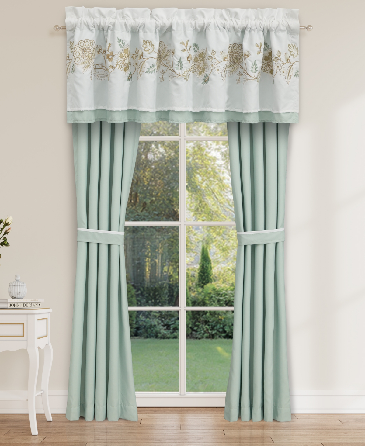 Royal Court Spring Social Window Panel Pair, 41" X 84" In Green