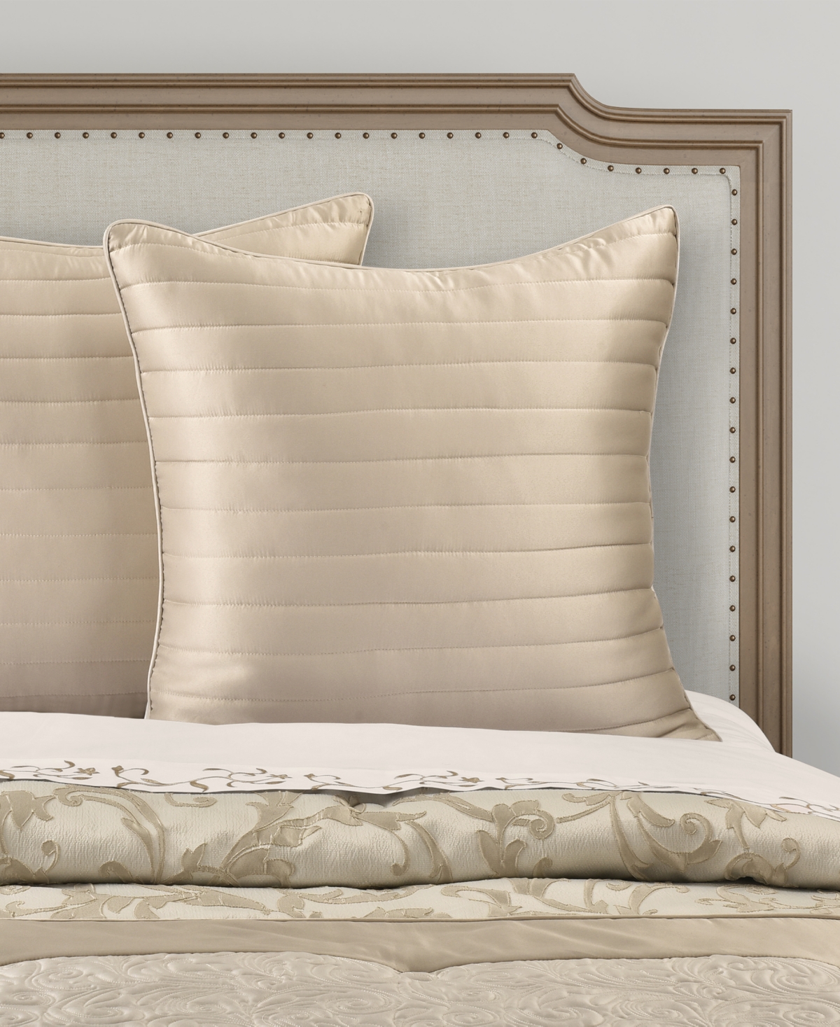 Royal Court Spectra Reversed Sham, European