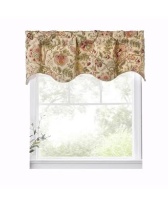 Ellis Curtain