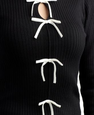 Junior's Round Neck Long-Sleeve Sweater