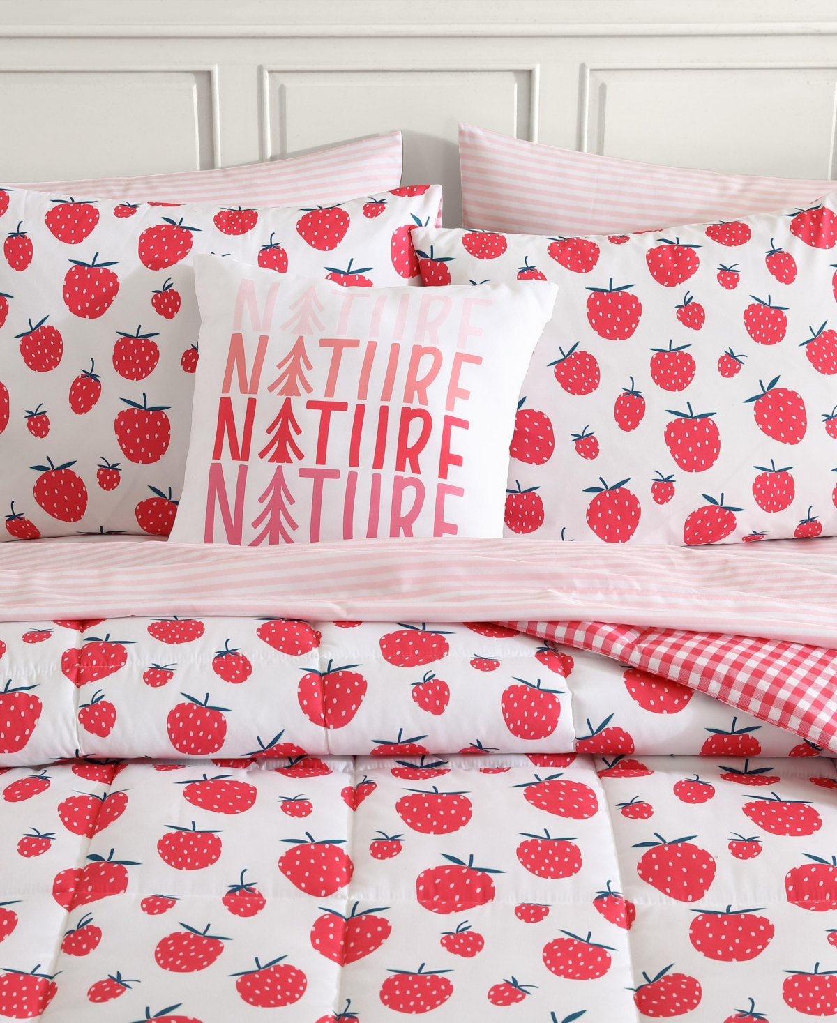 Eddie Bauer Strawberry Field Microfiber -Pc. Comforter Set