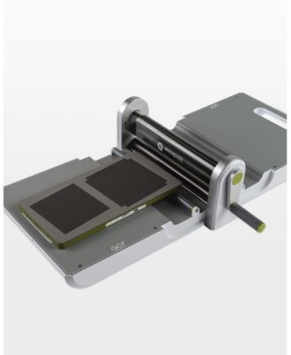 Go! Ohio Star Die - 12" Finished Quilting Block | Fast Fabric Cutting For Quilting Projects | Perfect For Applique & Scrapbooking.