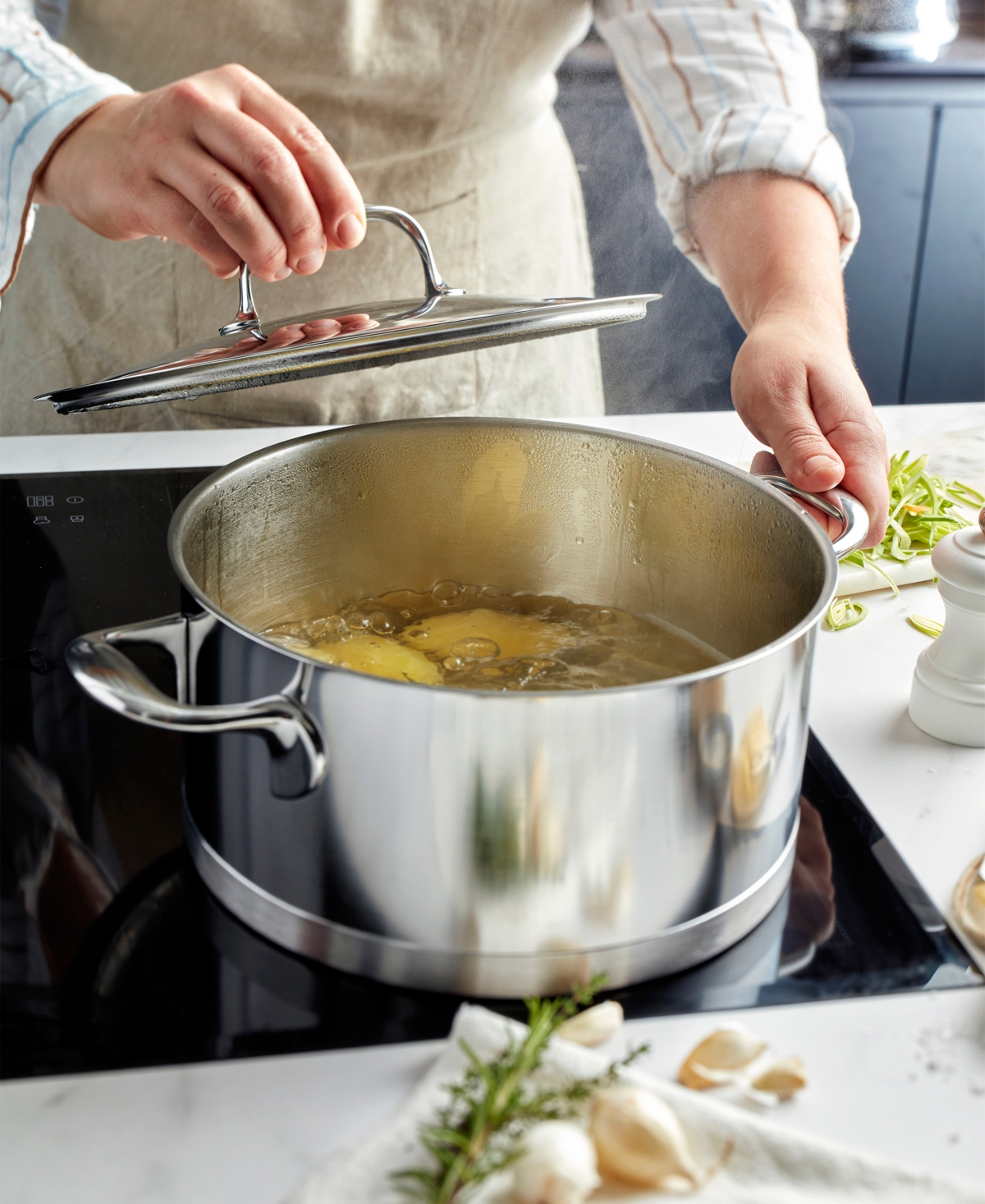 Demeyere Atlantis 7 Stainless Steel 3-pc. Cookware Set In Metallic