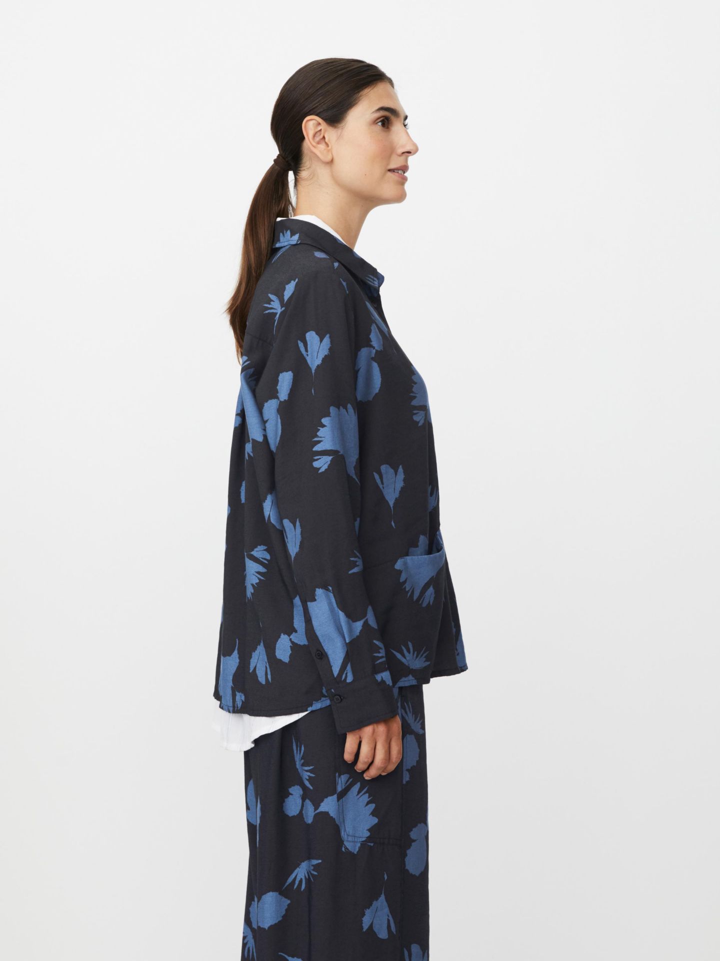 Женская рубашка Masai Copenhagen Inanne Long Sleeve Printed, цвет: Серый синий — фото 3
