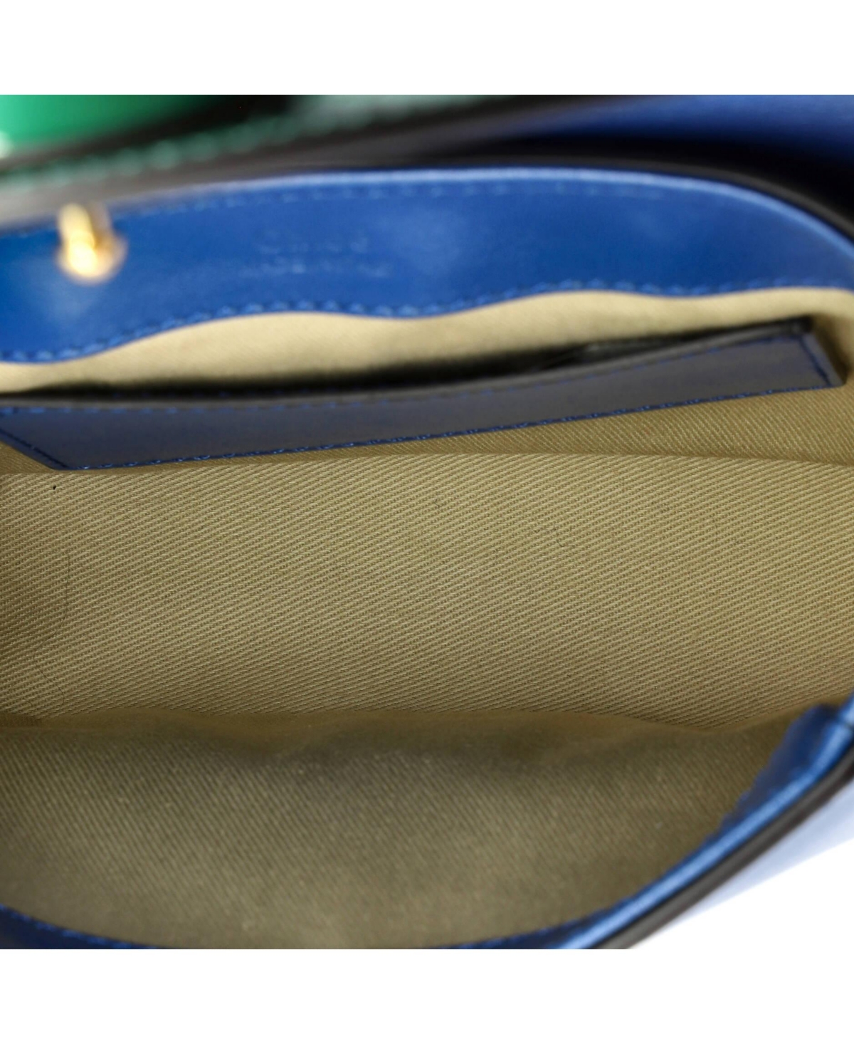 Pre-Owned Chloe Mini C Flap Bag Leather