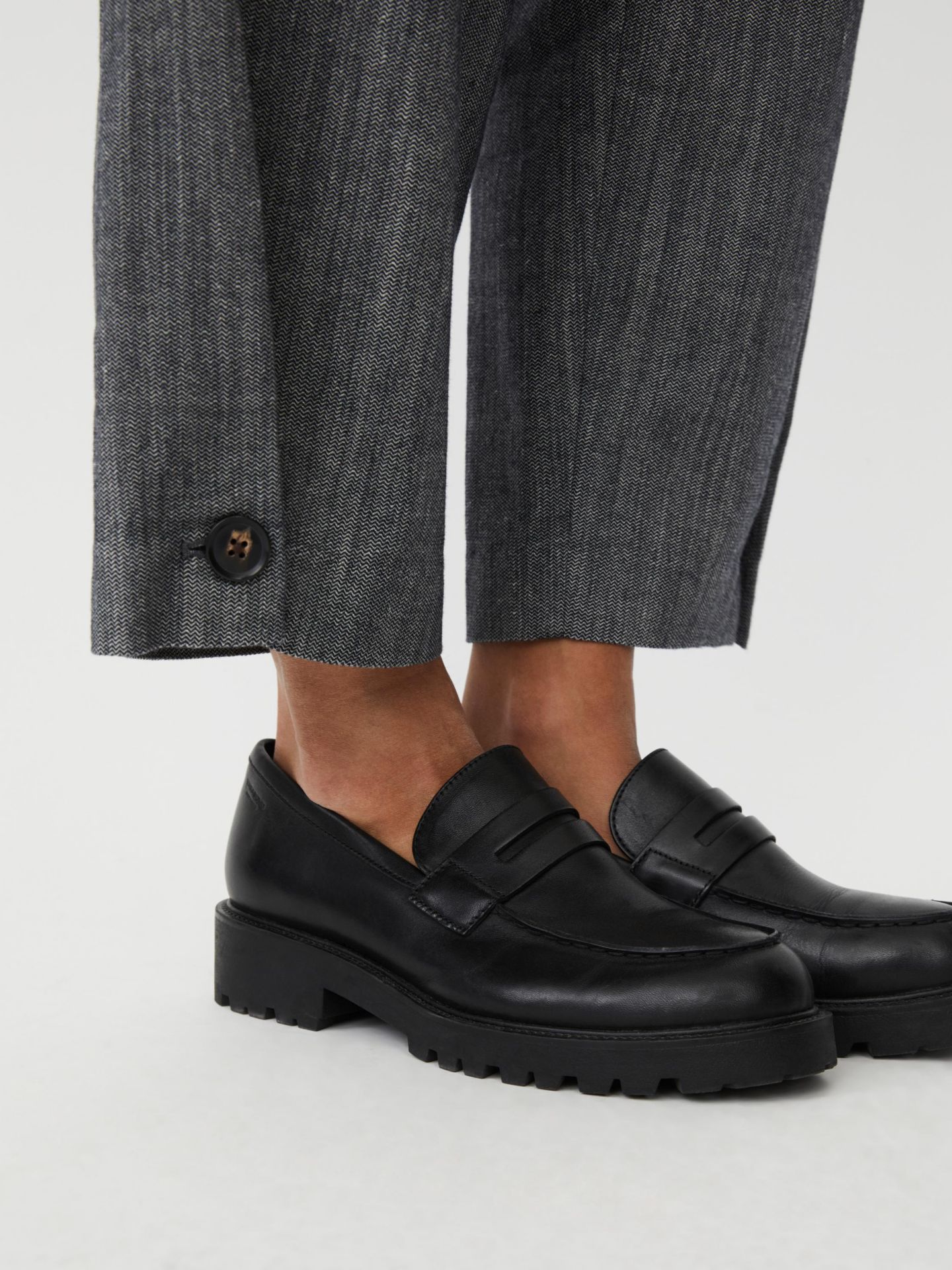 Женские брюки Masai Copenhagen Punna Cropped Button Fastening, цвет: Тёмный джинсовый — фото 5