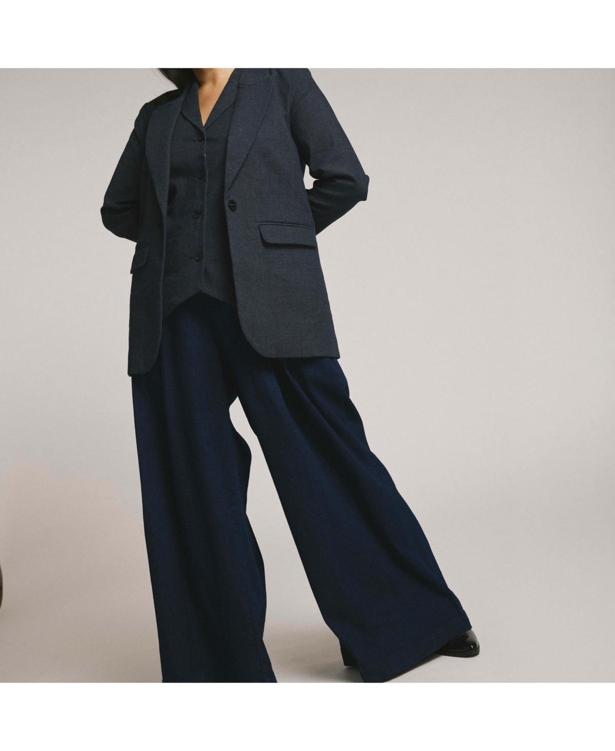 Universal Standard Plus Denim Look Blazer