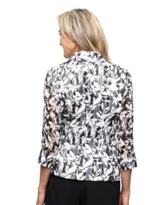 Women's V-Neck 3/4-Sleeve Top