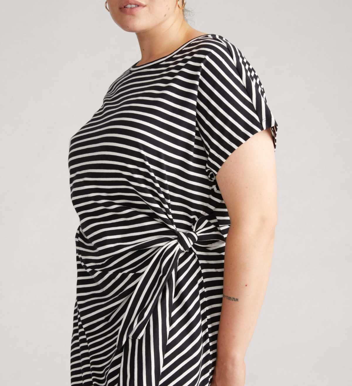 Universal Standard Plus Crescent Breton Stripe Knot Dress