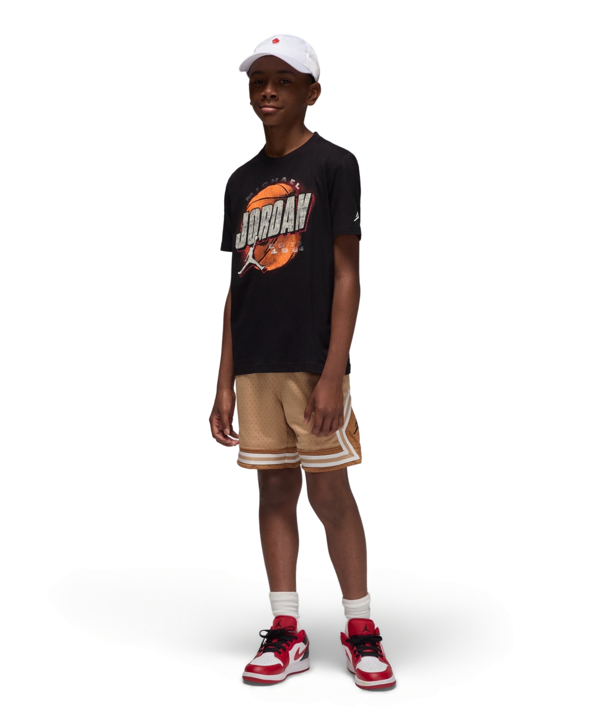 Jordan Boys 8-20 Distressed Chrome T-Shirt