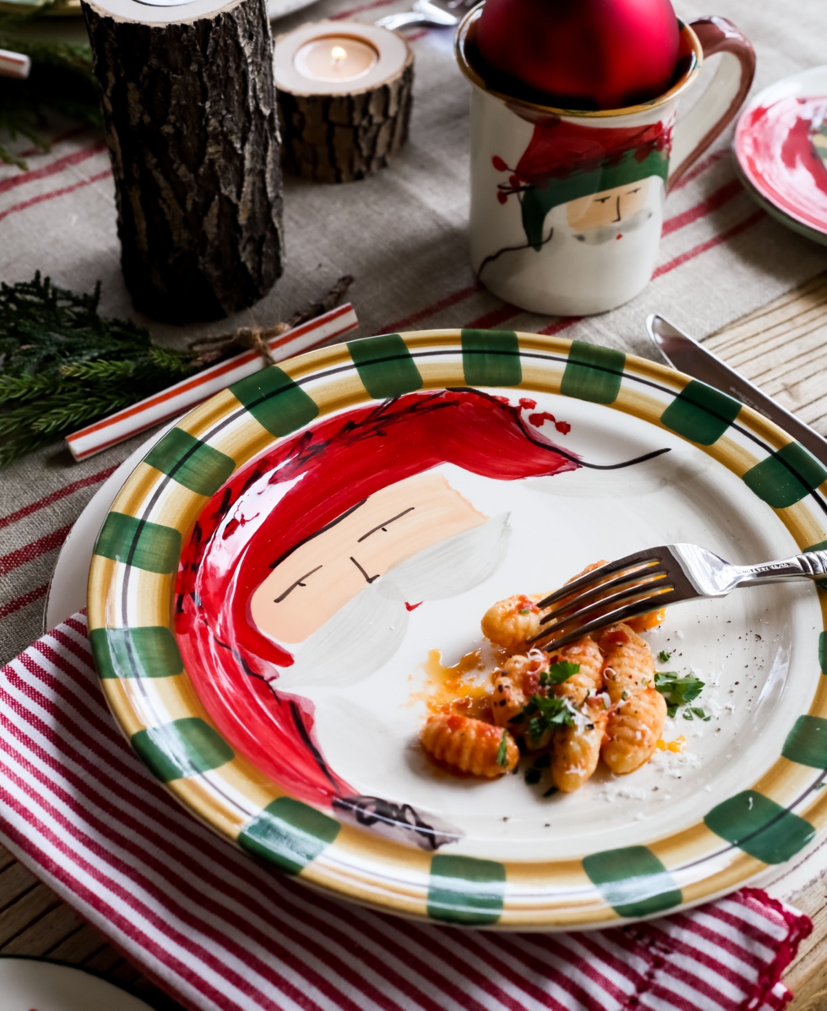 Vietri Old St. Nick Red Salad Plate