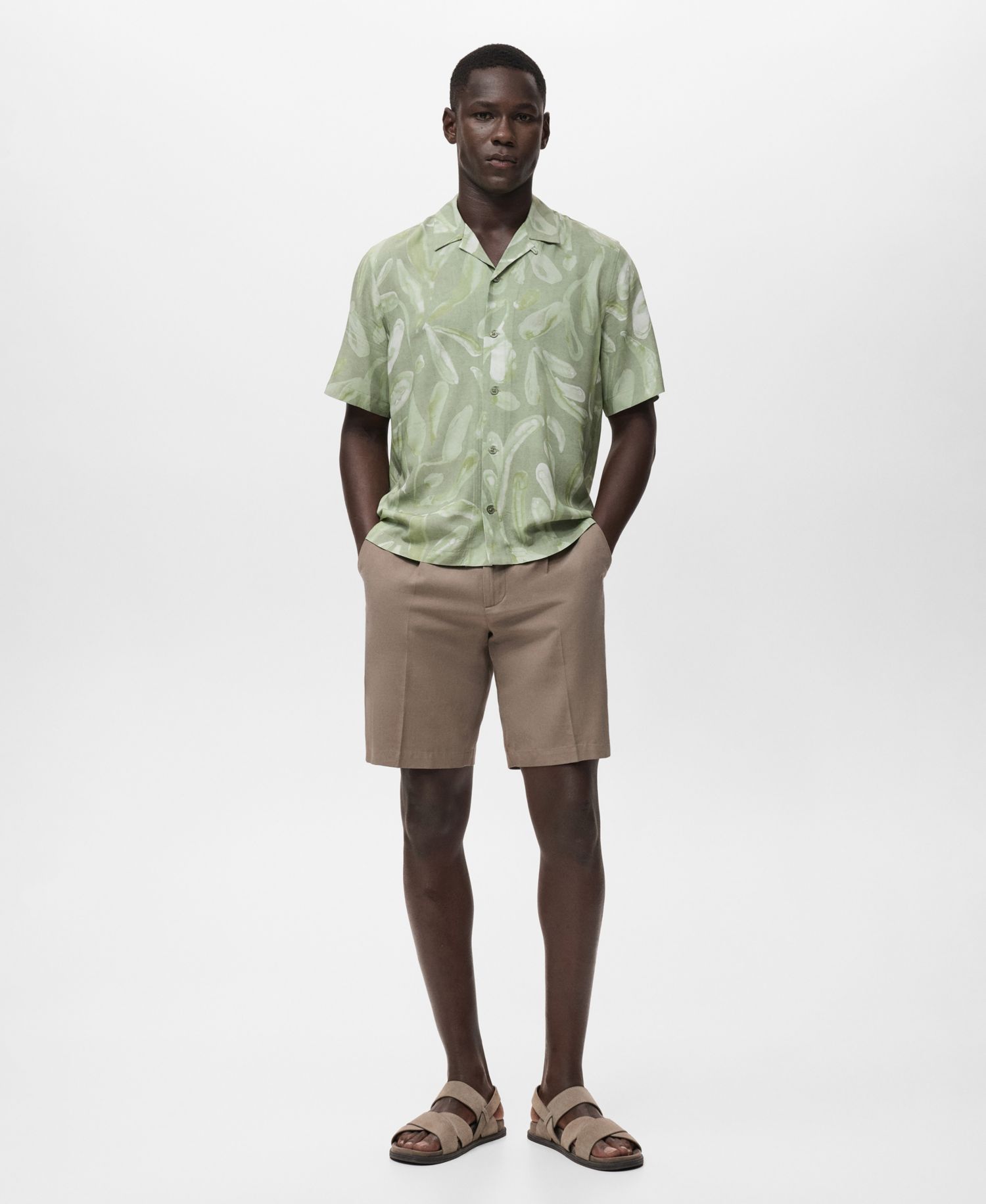 Men's Fluid Relaxed-Fit Printed Shirt