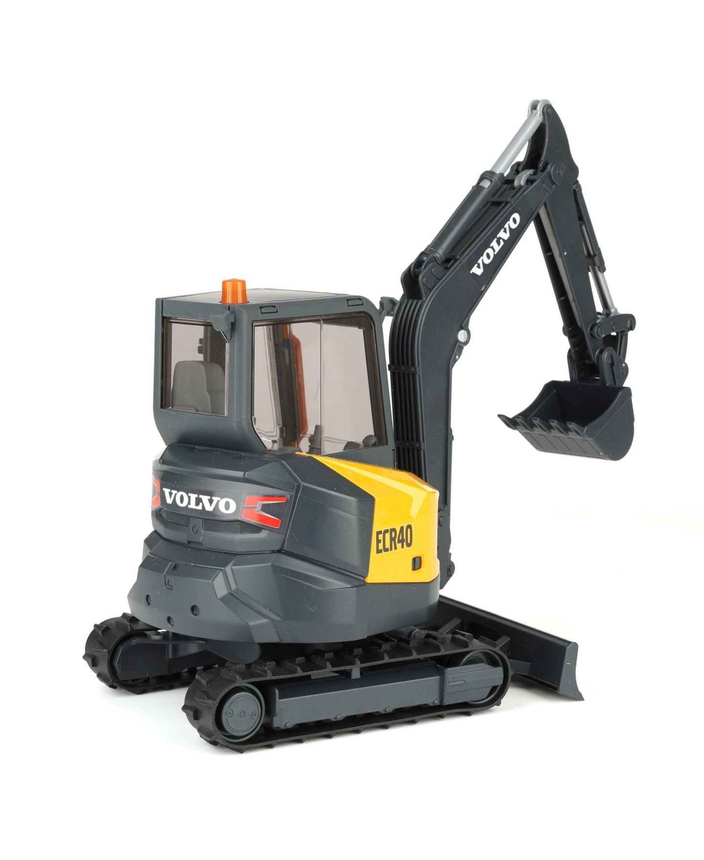 Детская игрушка Bruder 1/16 Volvo Compact Excavator — фото 3