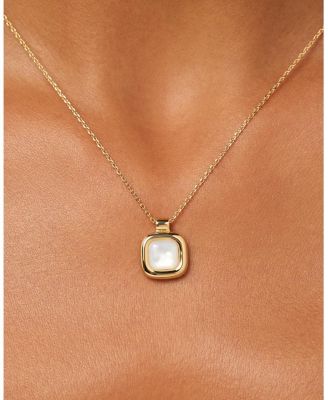 Gold Pendant - Clara Pendant Mother of Pearl