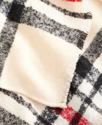 Plaid Boucl&eacute; Ruana Wrap