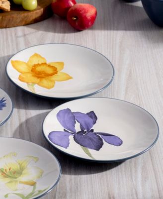 Set of 4 Colorwave Mini Floral Appetizer Plates