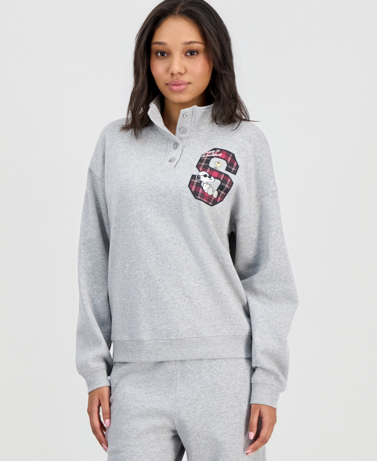 Grayson Threads, The Label Juniors' Snoopy Quarter-snap Sweatshirt In Gray