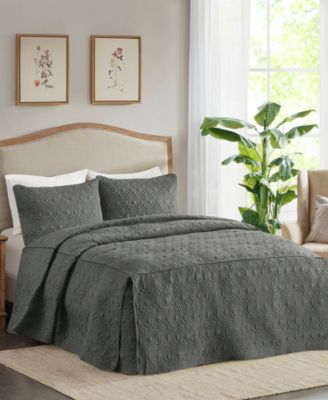 Quebec Open Corner Pleated Quilted Bedspread, King