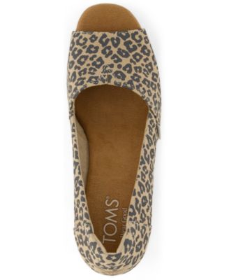 Women's Essential Slip-On Wedge Sandals