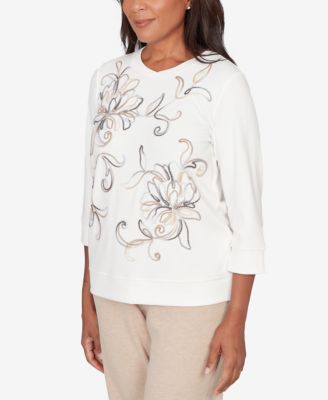 Women's Comfort & Joy Floral Embroidered Crew Neck Top