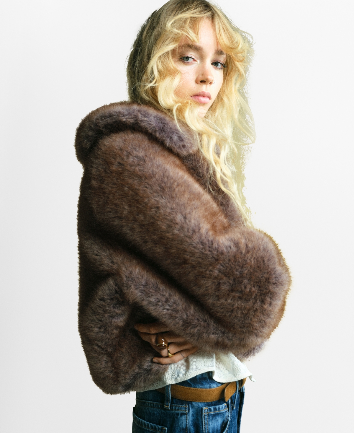 Mango Women's Fur-effect Cropped Jacket In Sand