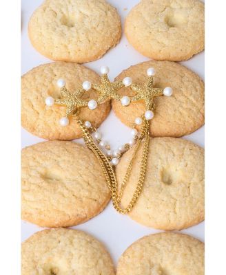 Lila Starfish Waterfall Brooch