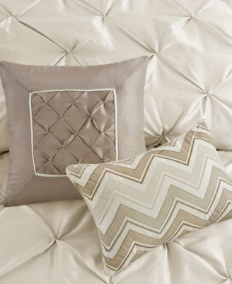 Laurel Tufted 7-Pc. Comforter Set, Queen