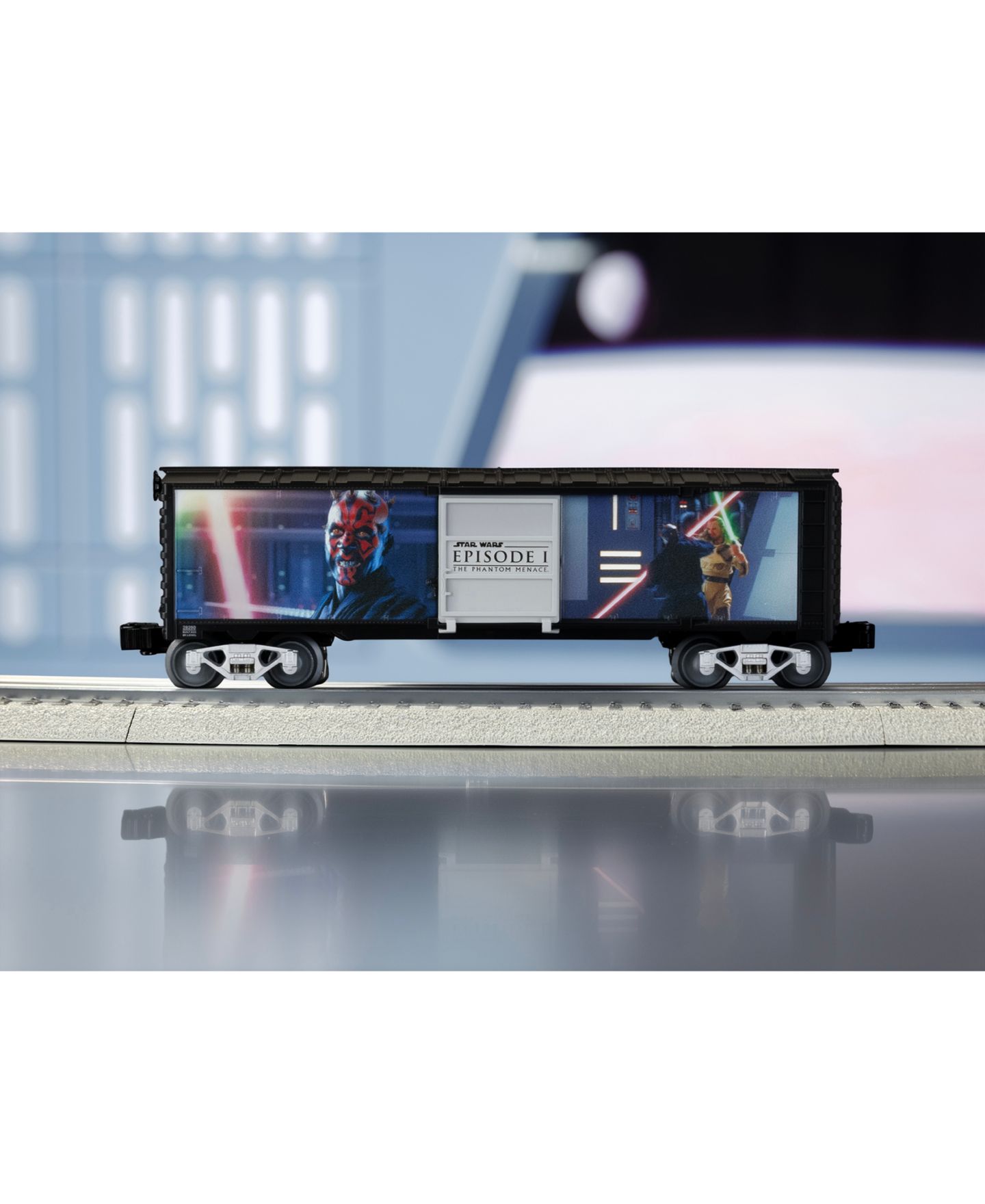Детская игрушка Lionel Star Wars Lightsaber Series Darth Maul vs. Qui-Gon Jin Illuminated Boxcar — фото 3
