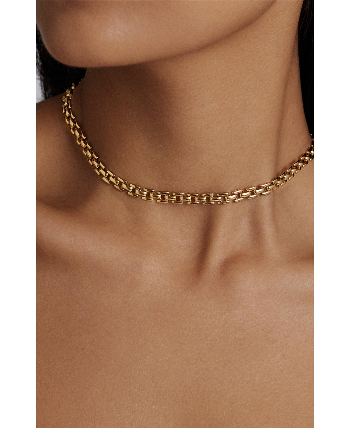 Retro Chic Rome Chain Necklace