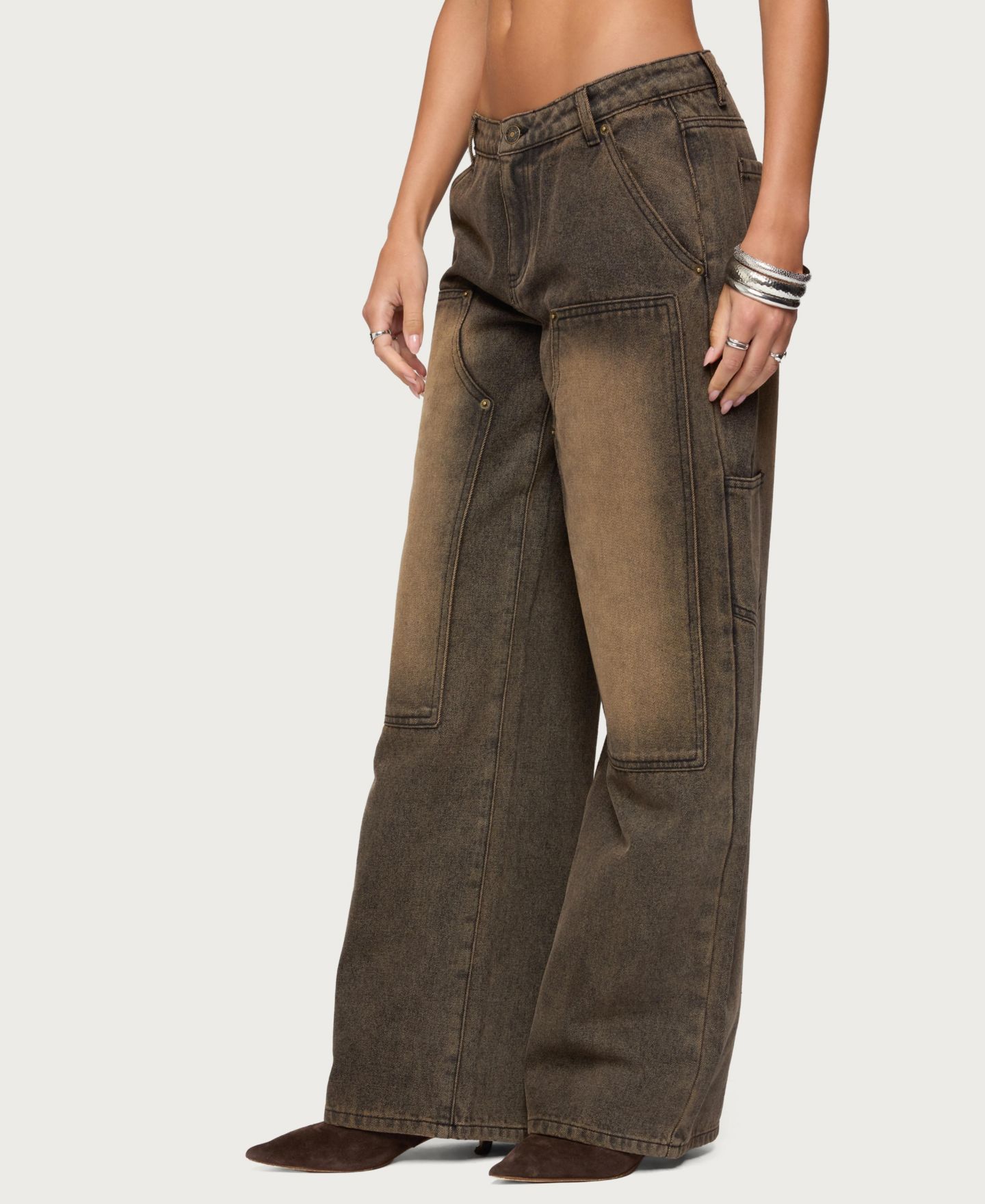 Женские джинсы Edikted Ayla Low Rise Baggy Carpenter, цвет: Коричневый потёртый — фото 4