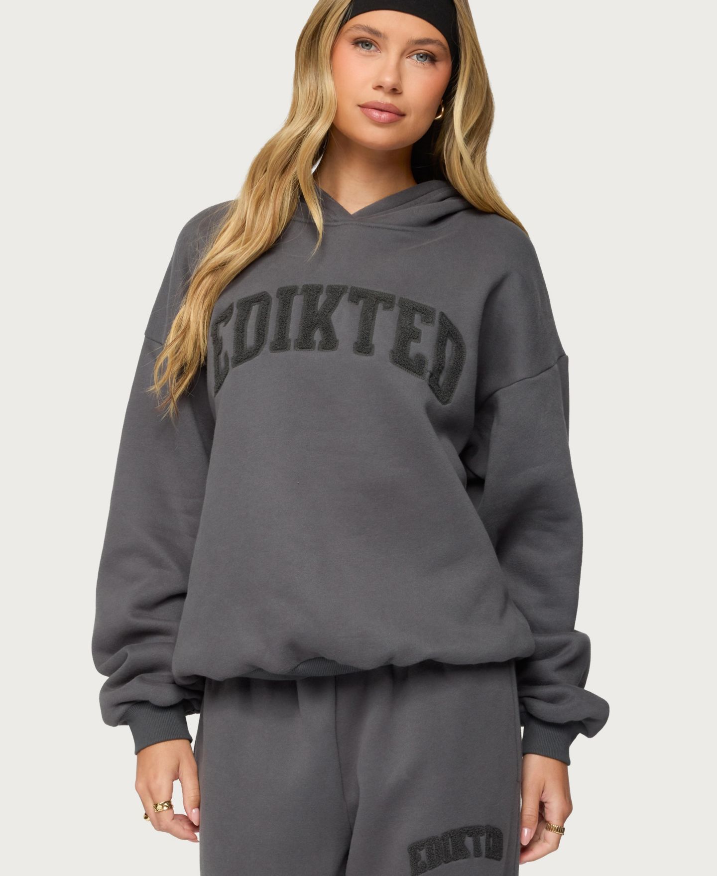 Женское худи Edikted To You Oversized, цвет: Тёмный серый — фото 1