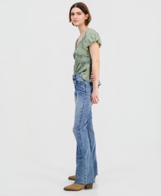 Juniors' Ripped Bootcut Jeans