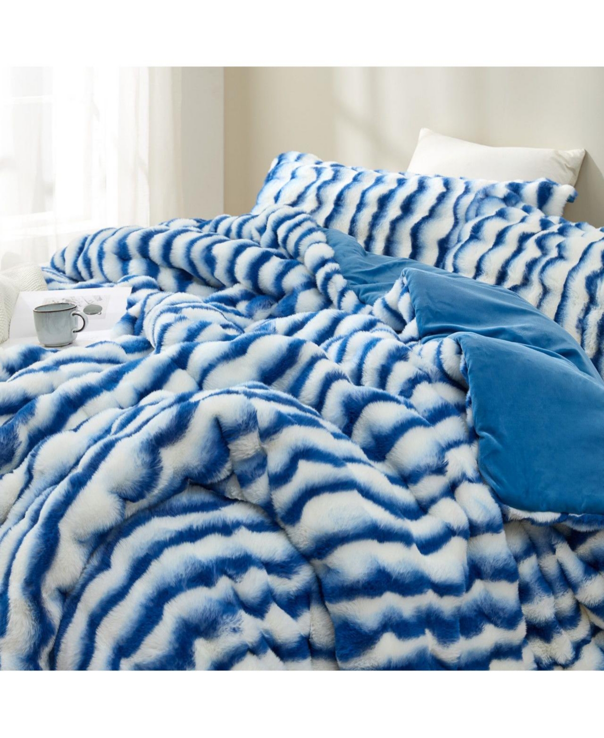 Coma Inducer Oversized Comforter Set- Freezin Waters