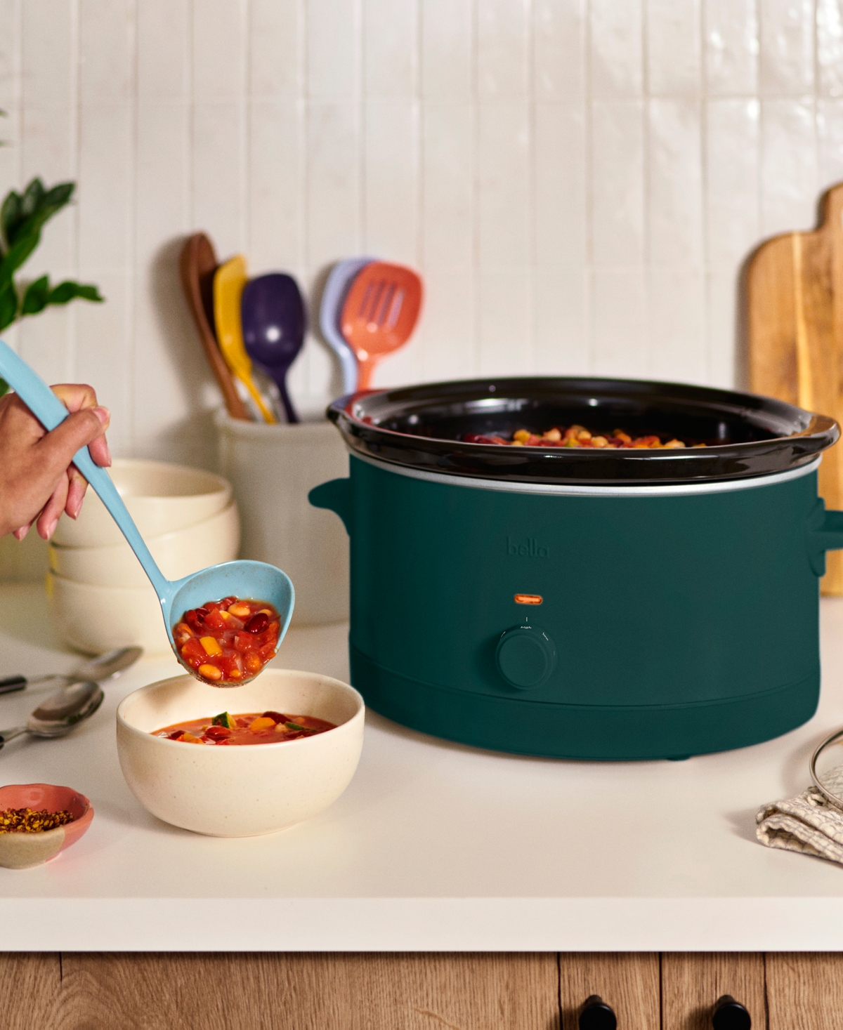 Bella 6-Quart Electric Slow Cooker, Forest Green