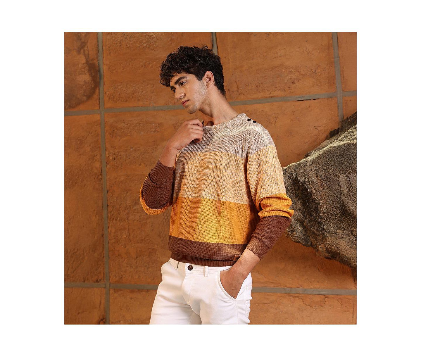 Мужской свитер Campus Sutra Pumpkin Orange & Chocolate Brown Panel-Jacquard Knit Pullover, цвет: Жёлтый — фото 3