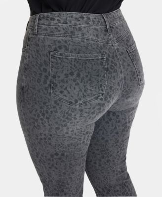 Plus Size High Rise Marilyn Straight Jeans